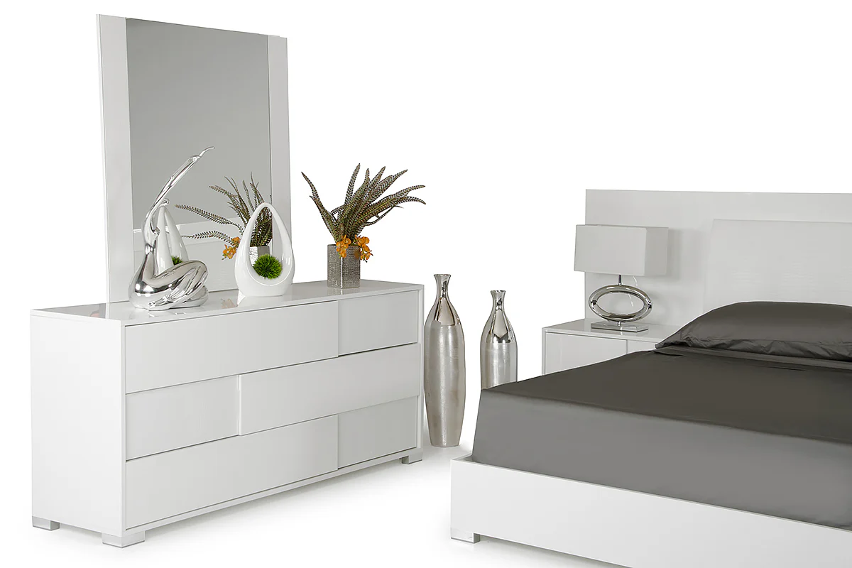 39" White MDF Steel and Glass Mirror By Homeroots - Image 2