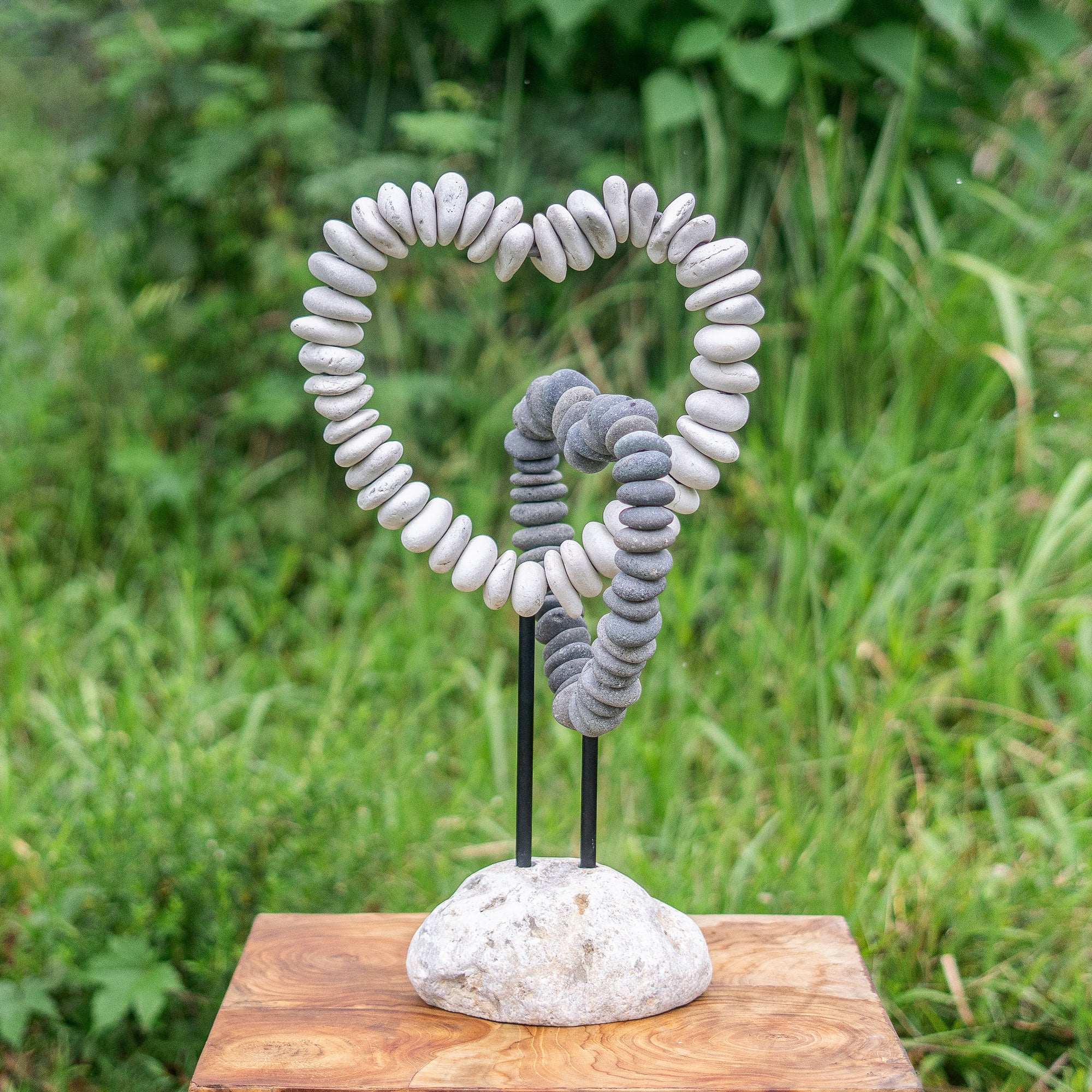 B&W Stone Double Heart on Stand Set of 2 By Garden Age Supply - Image 2