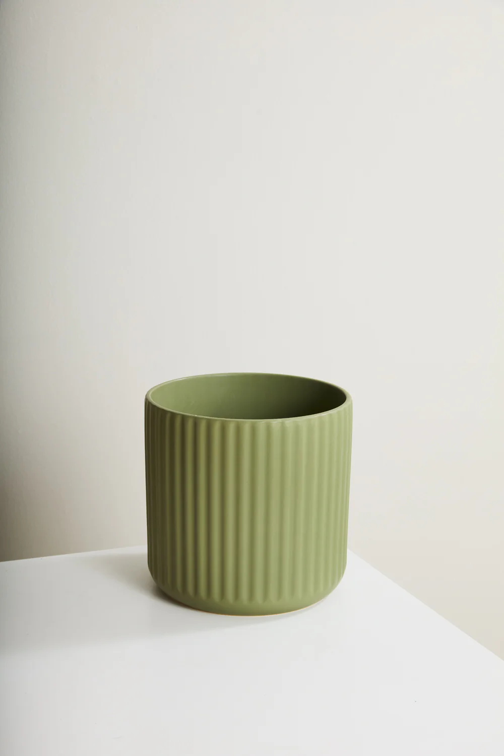 Beam Pot By Accent Decor - Image 10