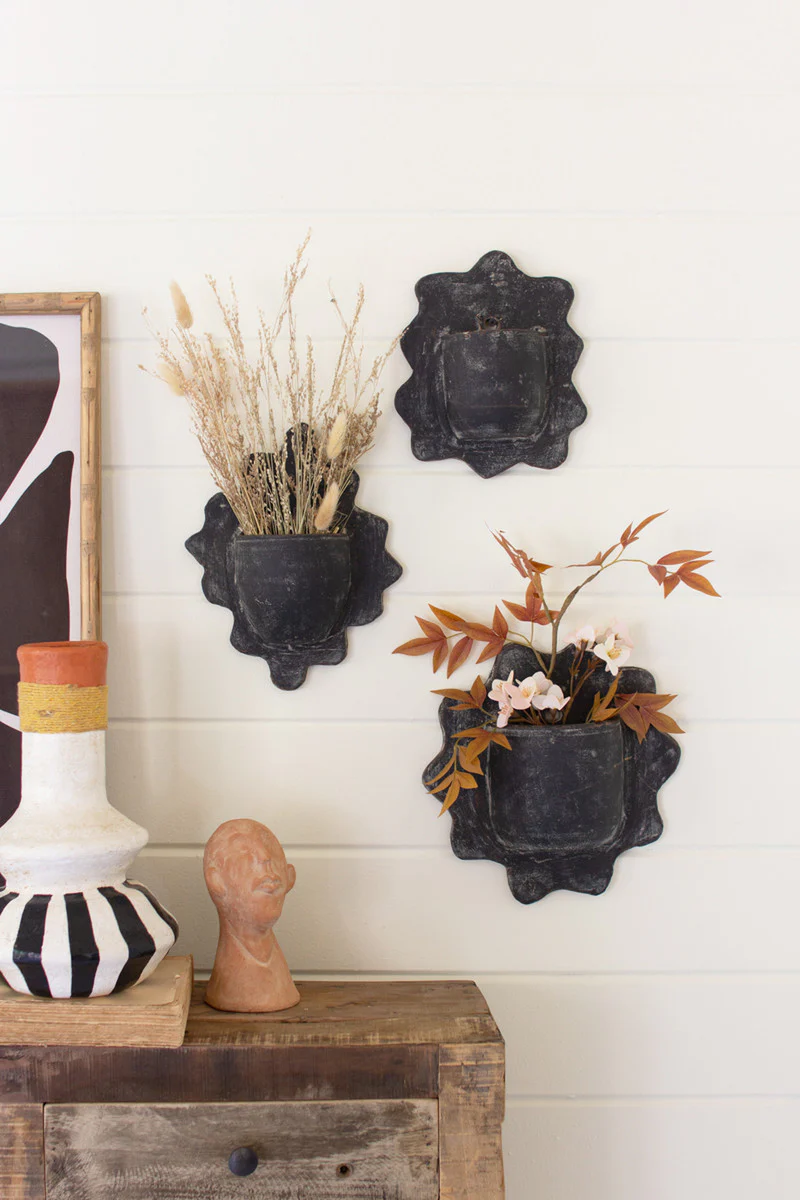 Black Wavy Clay Wall Planters Set Of 3 By Kalalou