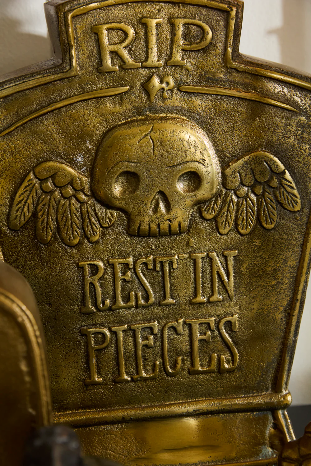 Duelo Tombstone By Accent Decor