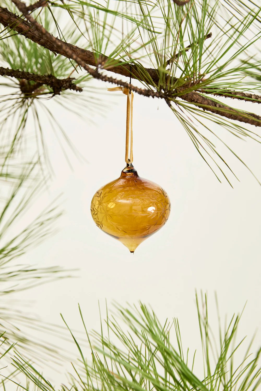 Etched Bauble Ornament Set of 8 By Accent Decor - Image 6
