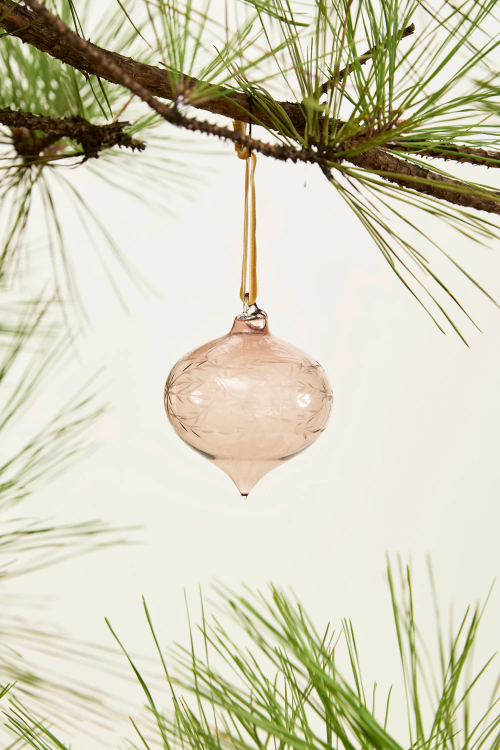 Etched Bauble Ornament Set of 8 By Accent Decor - Image 8