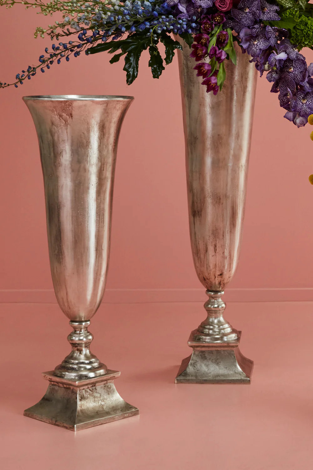 Lilith Urn By Accent Decor