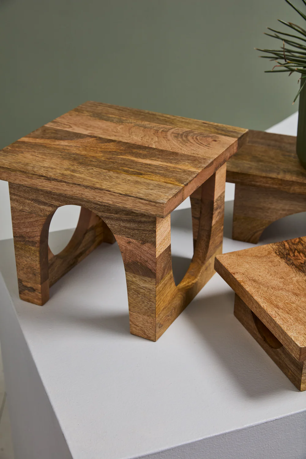 Mainland Stand Set of 2 By Accent Decor