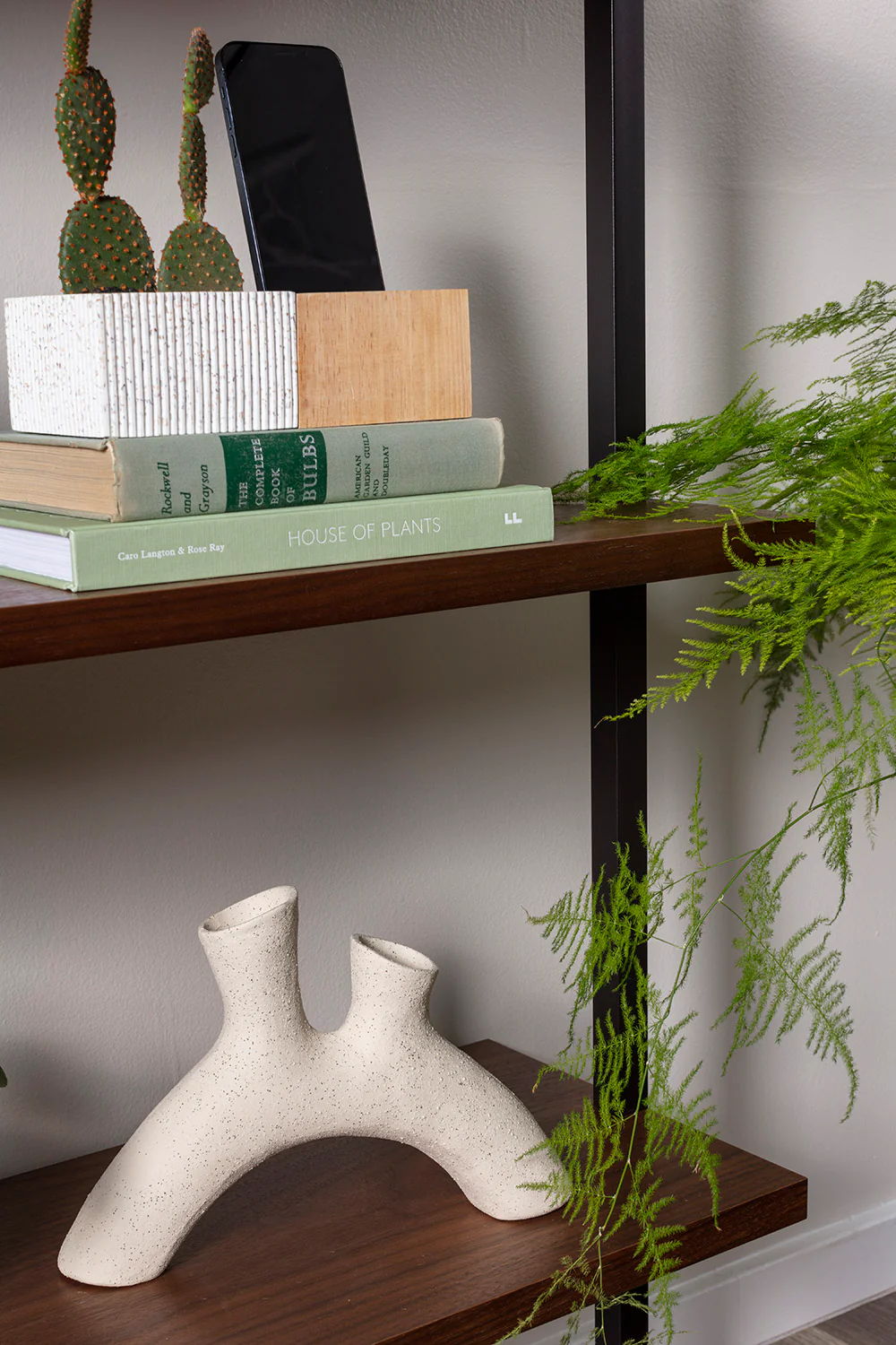 Nexum Budvase Set of 2 By Accent Decor - Image 6