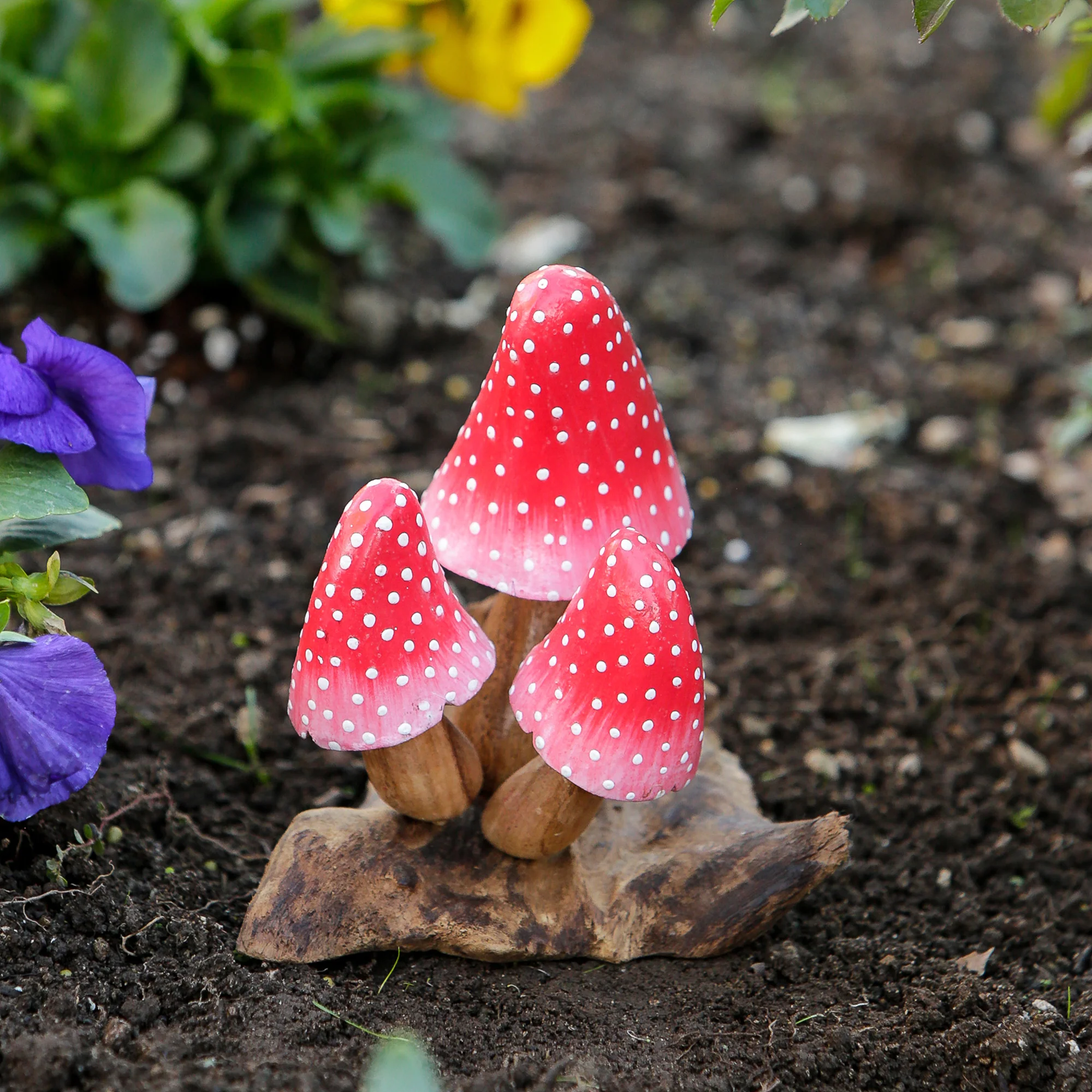 Parasite Banana Mushroom Set of 4 By Garden Age Supply