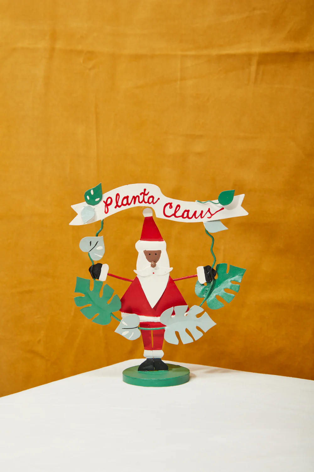 Planta Claus Figurine Set of 4 By Accent Decor - Image 4