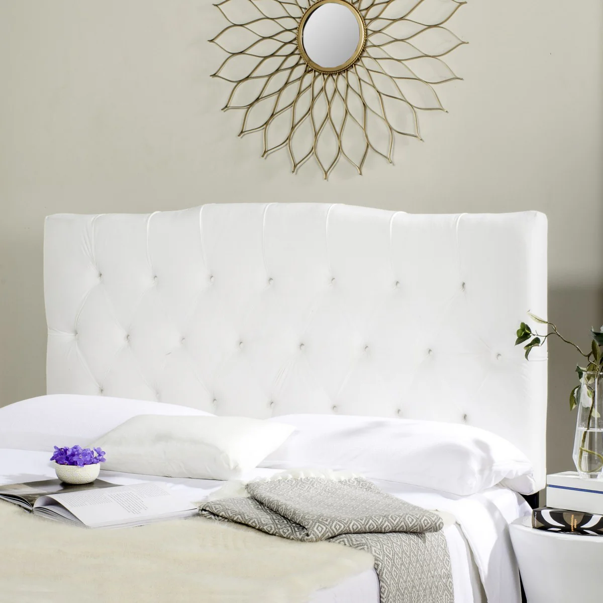 Safavieh Axel Queen Headboard Queen Size - White