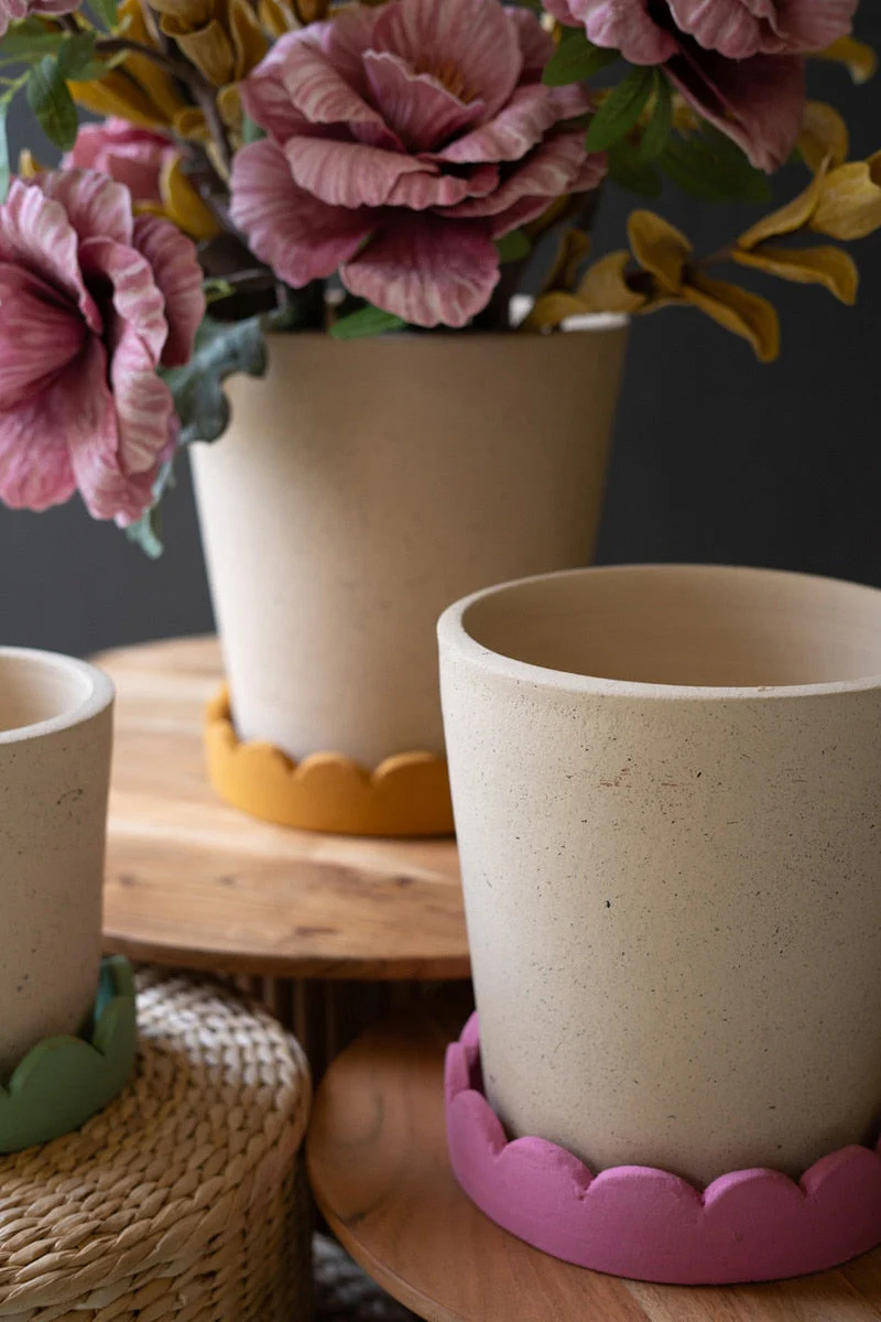 Set Of Three Scalloped Clay Planters By Kalalou - Image 6