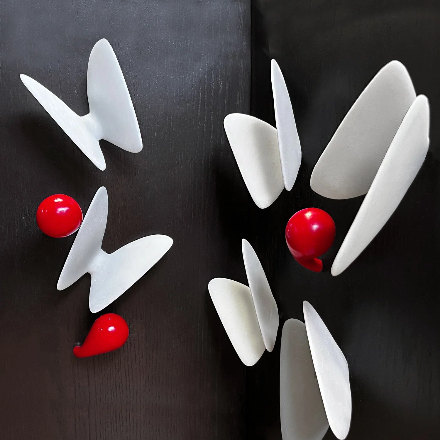 Wall Play™: Wings #2, Off-White By Gold Leaf - Image 7