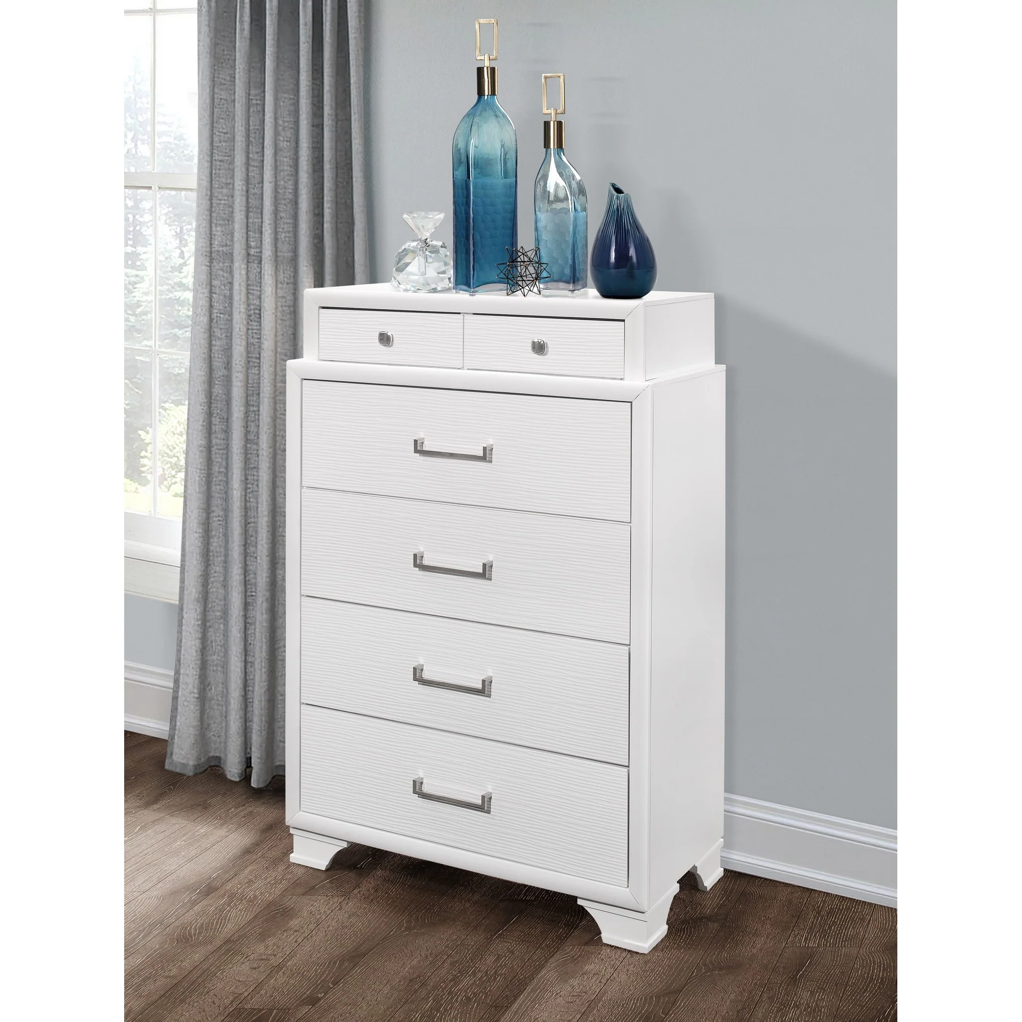 White Chest With 6 Drawers By Homeroots